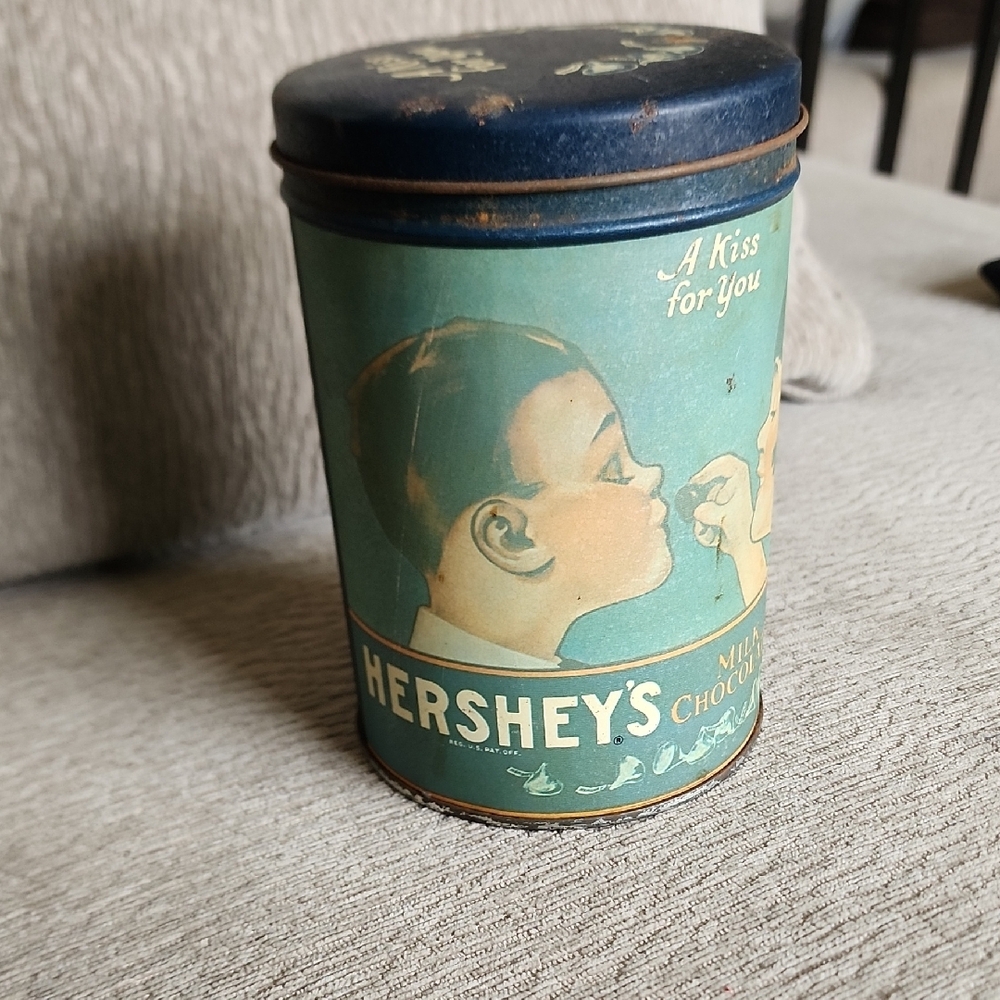 🔴Hershey's Vintage Tin